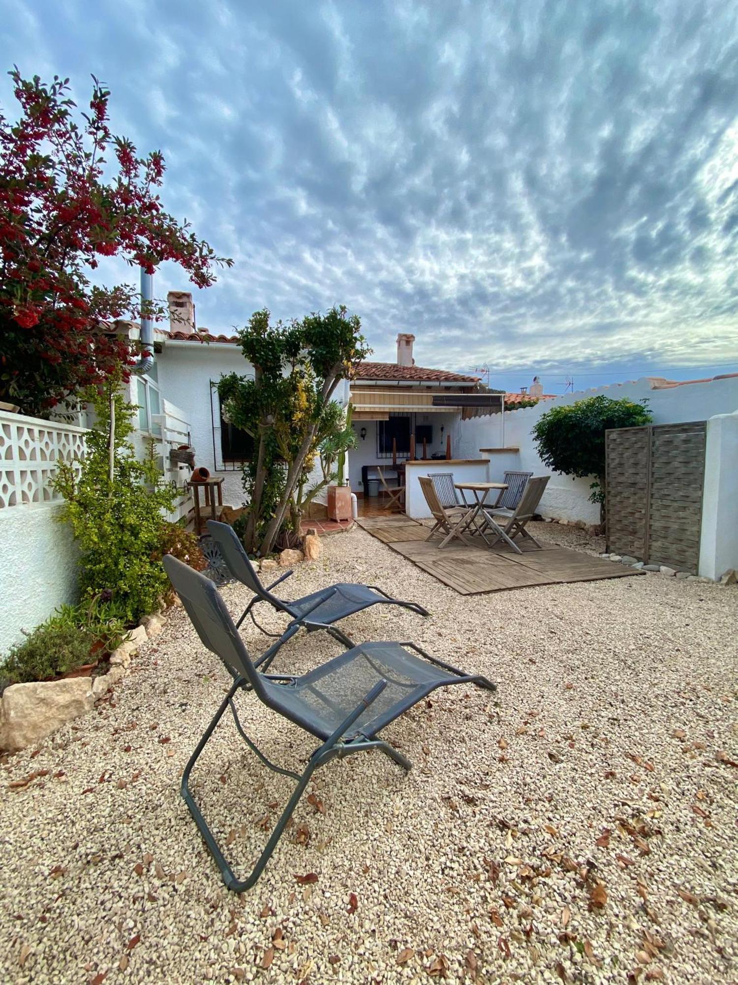 Bungalow Steps From Moraira Teulada Exterior photo